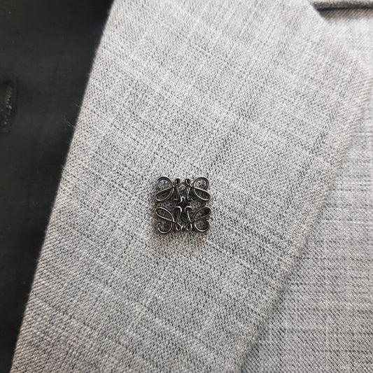 Gun Metal Regal Loop Lapel Pin