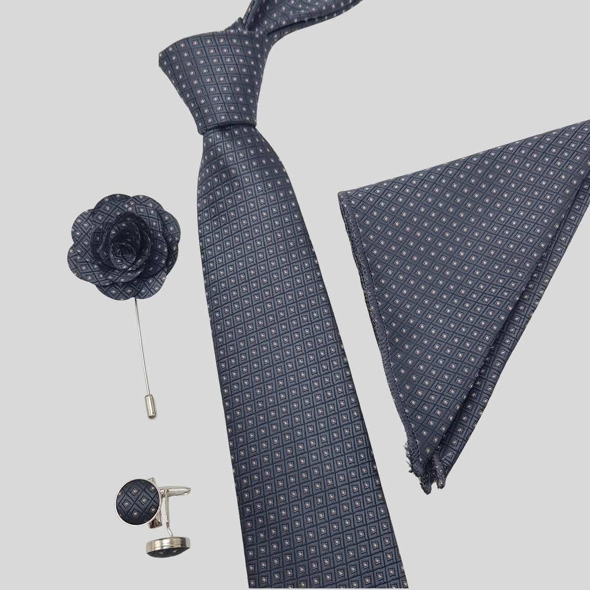 Regal Grid Tie Set