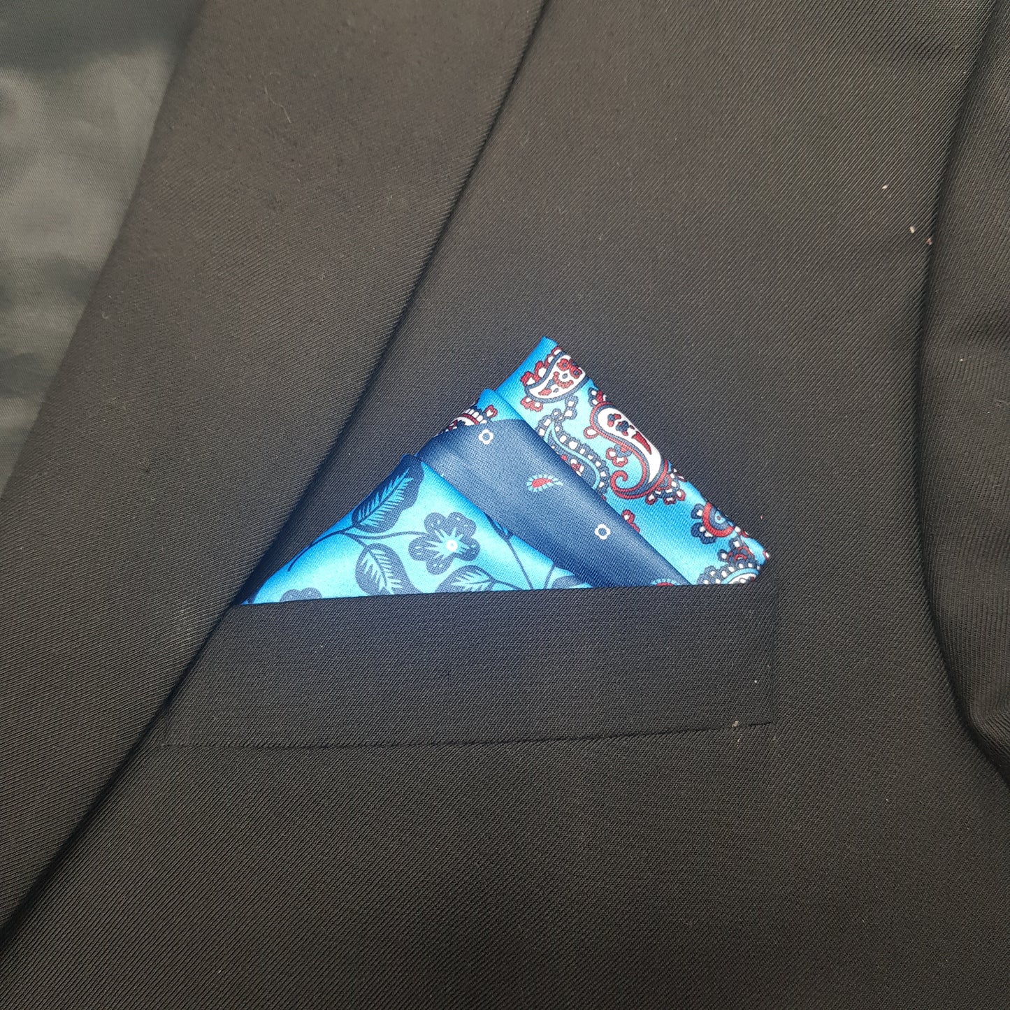 Split Diagonal Pocket Square