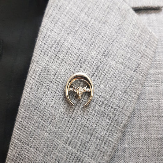 Silver Markhor Crest Lapel Pin