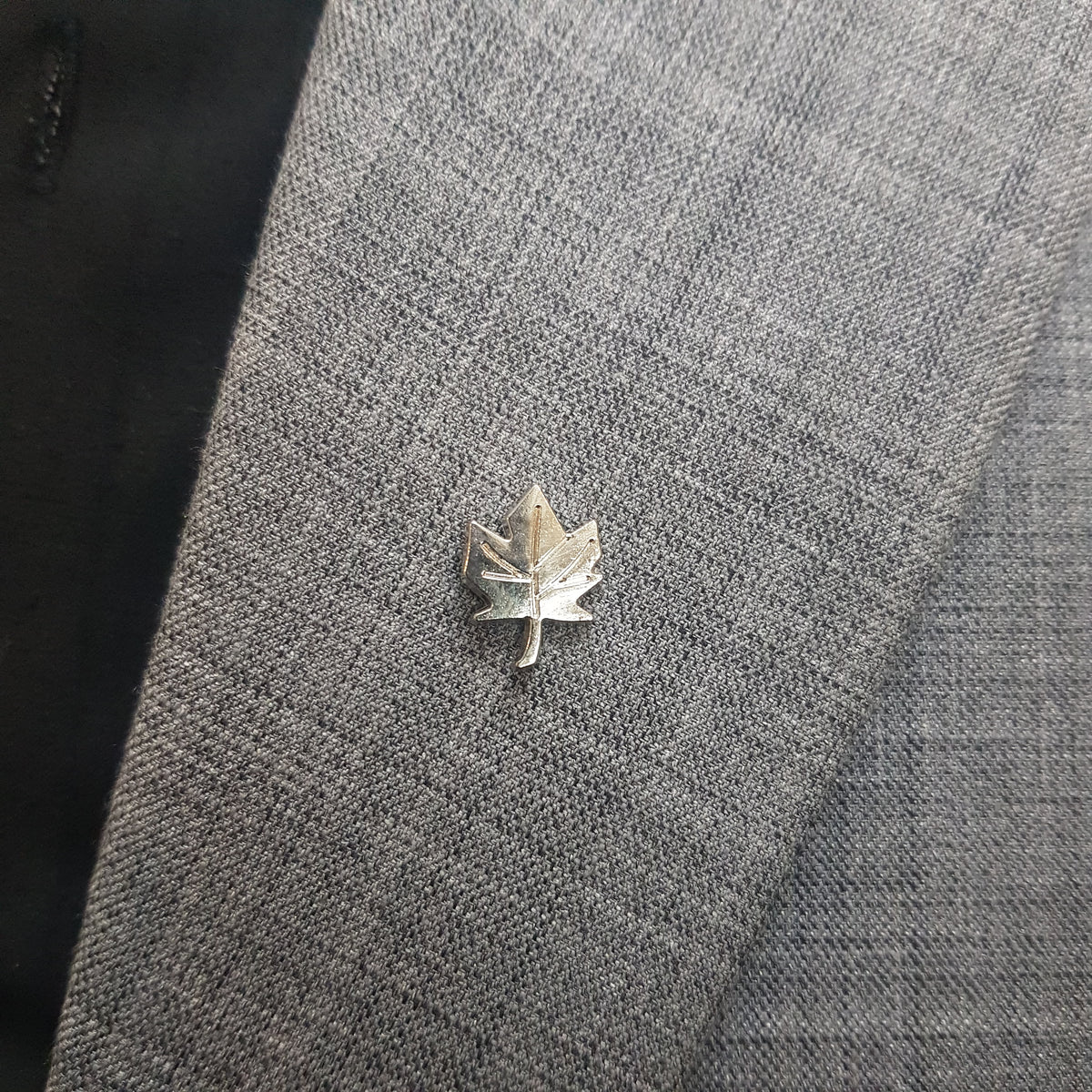 Silver Leaf Lapel Pin